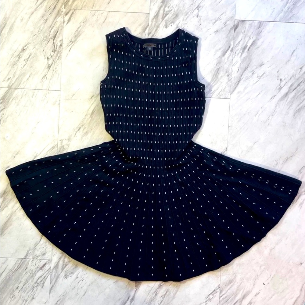Women sleeveless sweater thick black fit flare knee length dress